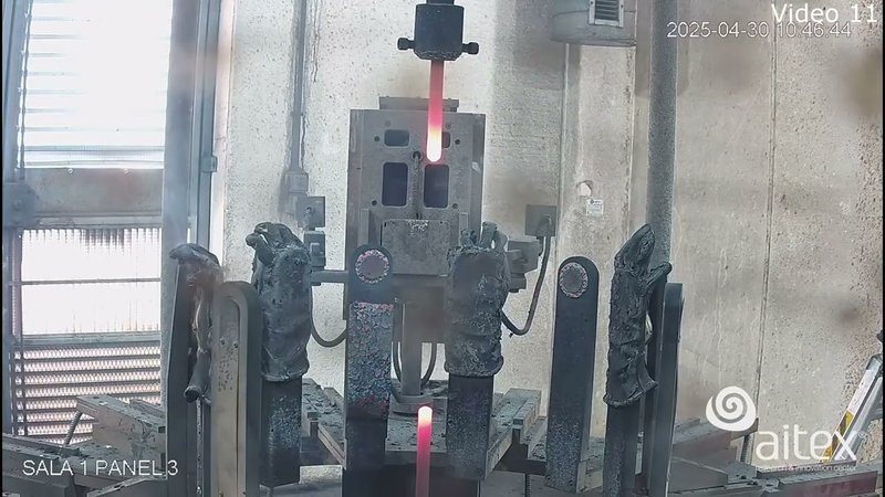 AITEX Laboratuvarında ASTM F2675 Açık Ark Patlama Testi Sırasında ArSafe Eldiveni